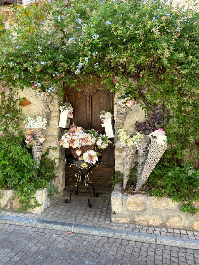 L'Oustaou Bello Visto Le Castellet  Eksteriør billede